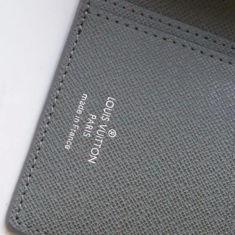 LV Bag 2211DJ0014