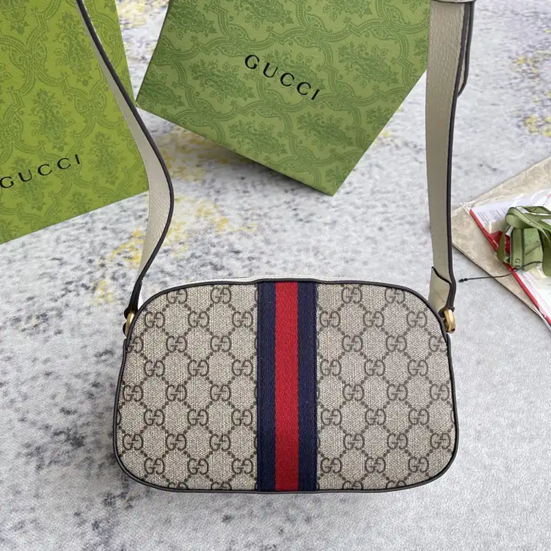G*u*i bag 2211dj0024