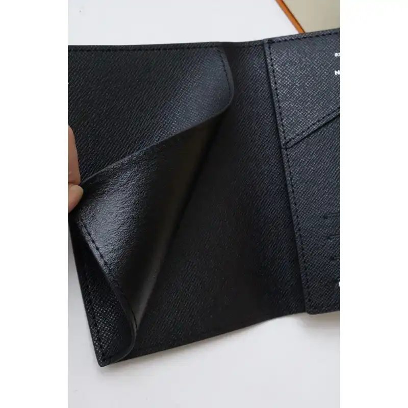 LV Bag 2211DJ0034