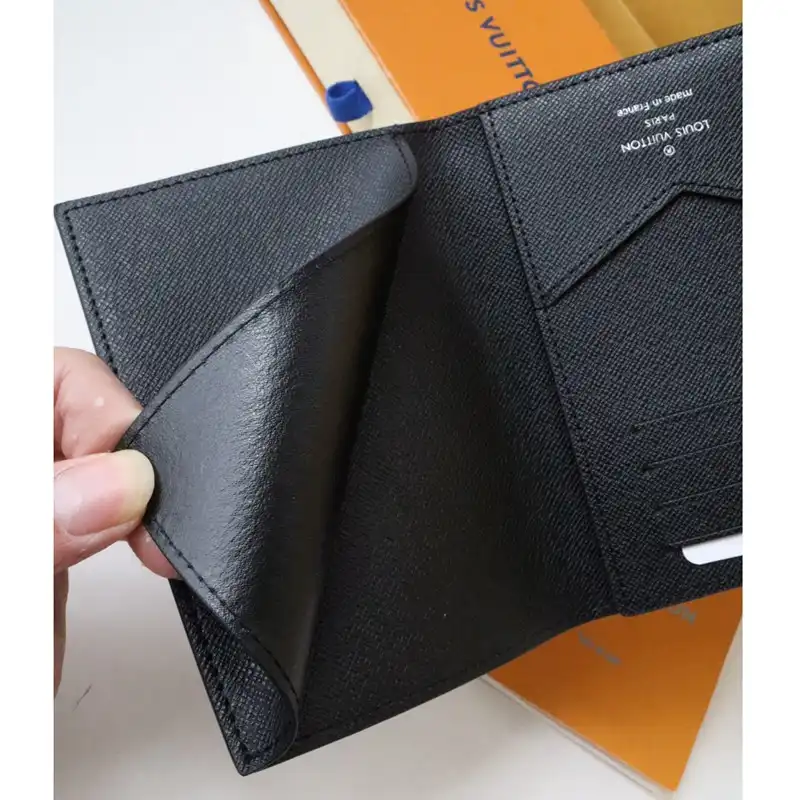 LV Bag 2211DJ0035