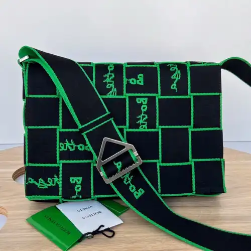 b0tte*a Ven*ta bag 2211sf0108