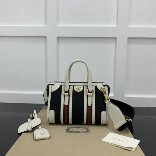 G*u*i bag 2211ya0020