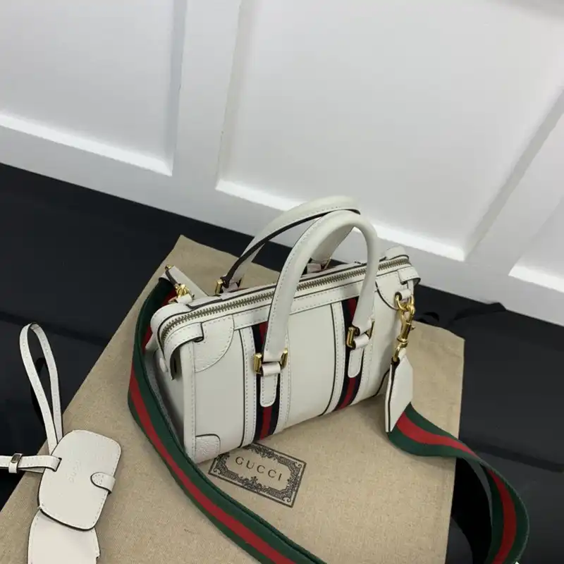 G*u*i bag 2211ya0022