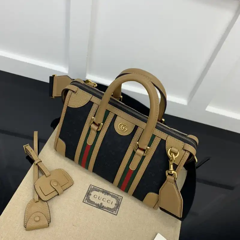 G*u*i bag 2211ya0023