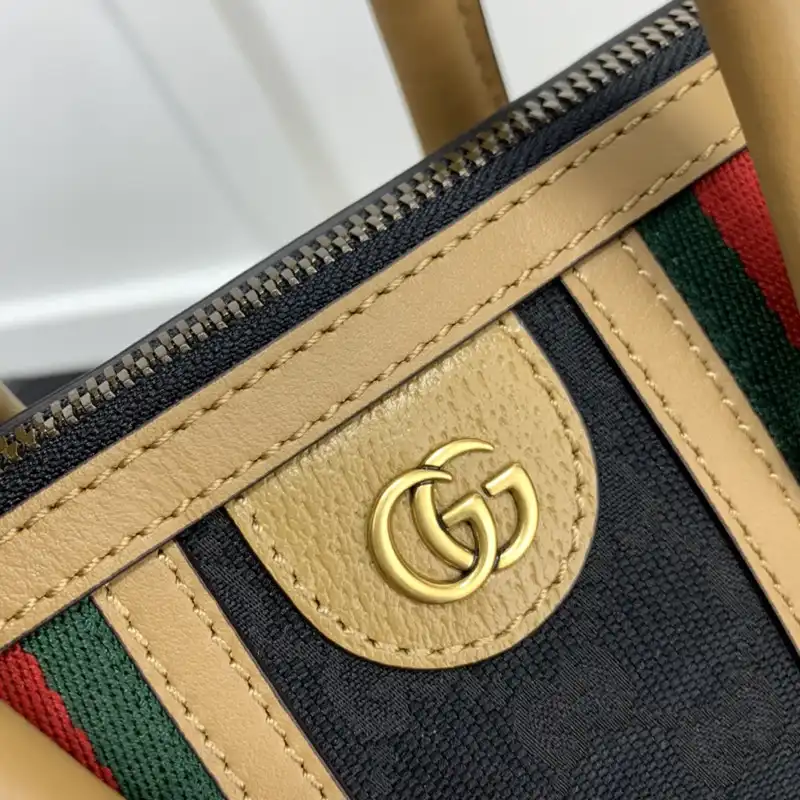 G*u*i bag 2211ya0023