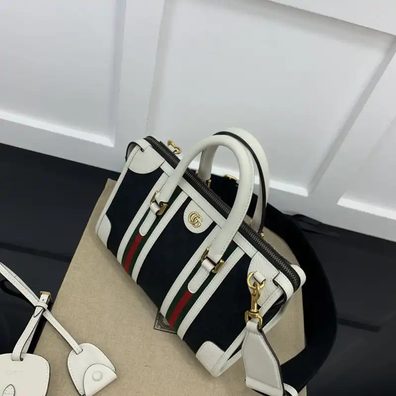 G*u*i bag 2211ya0024