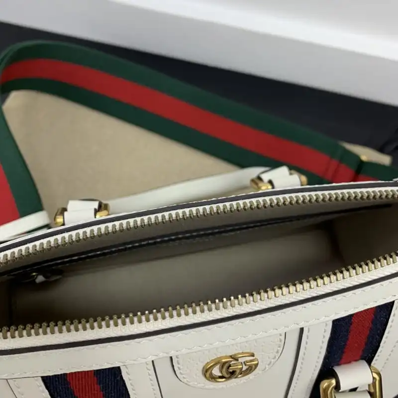 G*u*i bag 2211ya0025