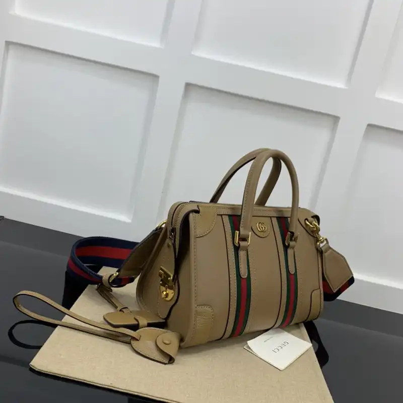 G*u*i bag 2211ya0026
