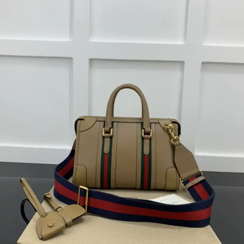 G*u*i bag 2211ya0026