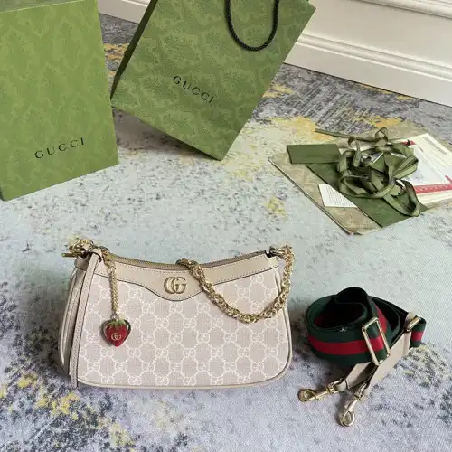 G*u*i bag 2301dj0006