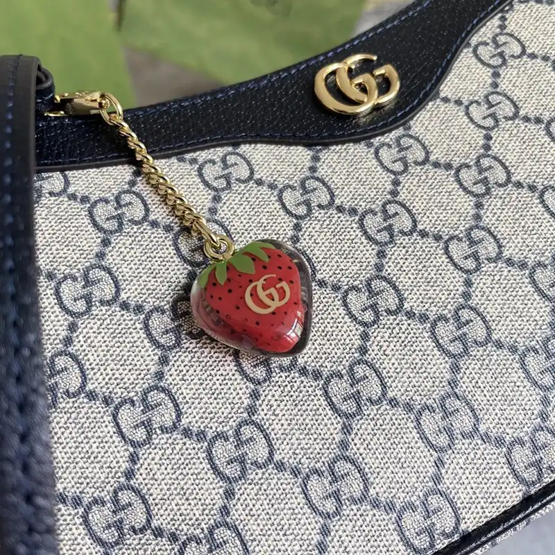 G*u*i bag 2301dj0007