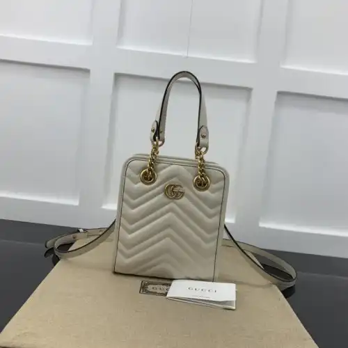 G*u*i bag 2301ya0003
