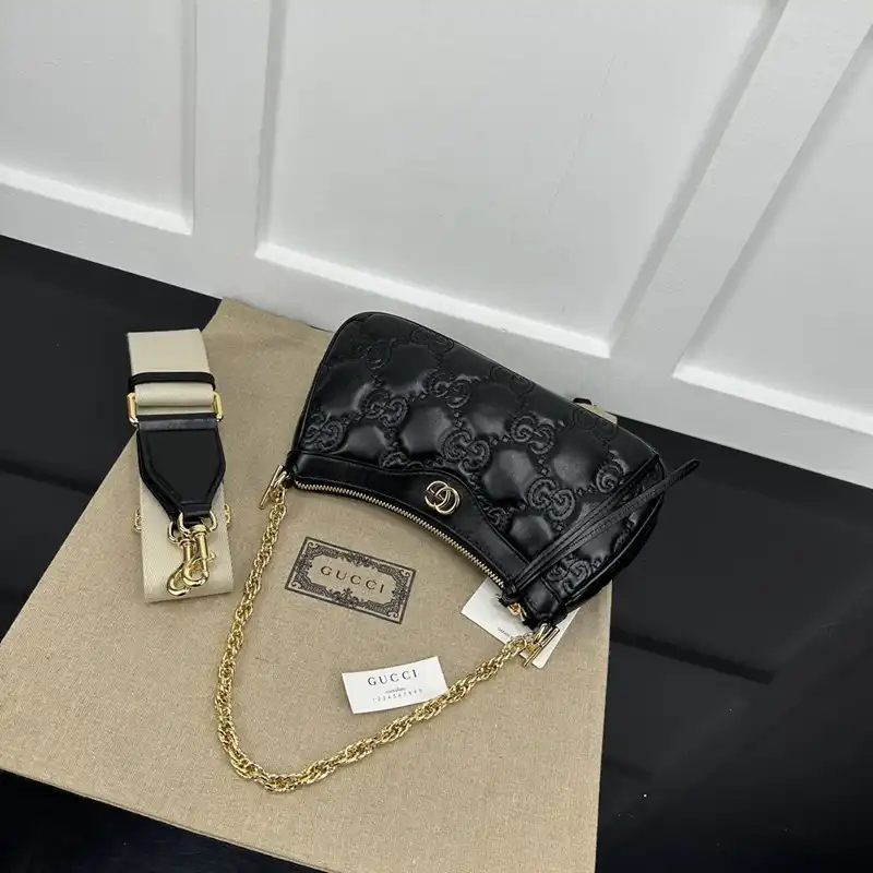 G*u*i bag 2301ya0017