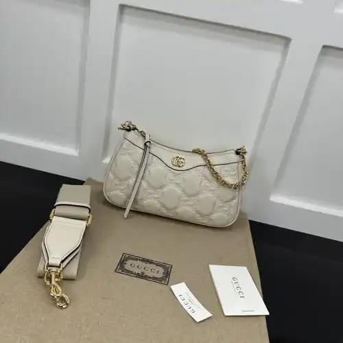G*u*i bag 2301ya0018