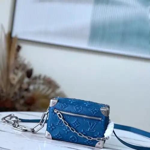 LV Bag 2301YZ0055
