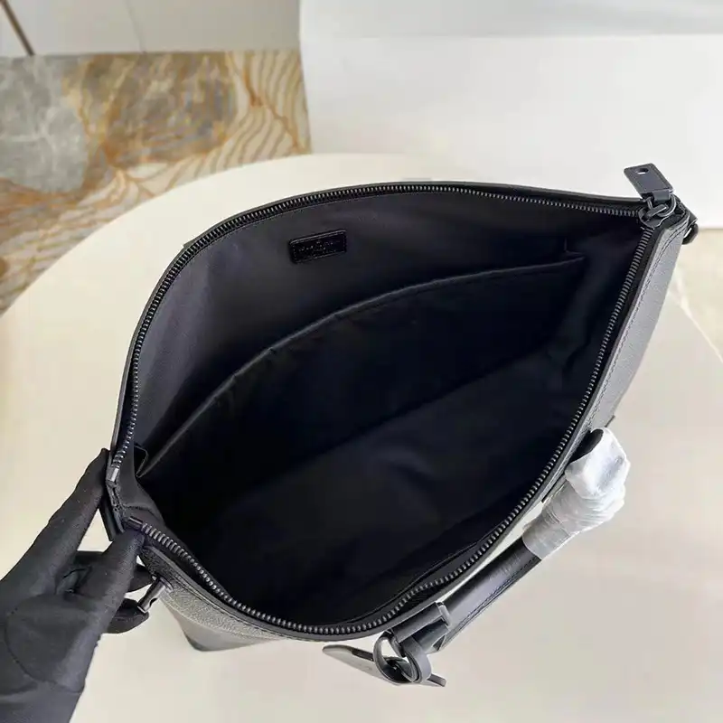 LV Bag 2302HT0014