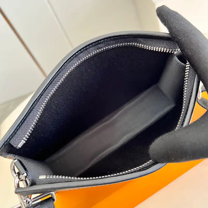 LV Bag 2303HT0010