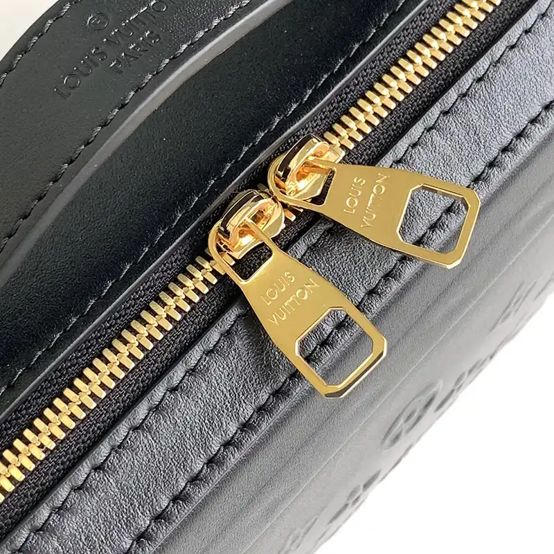 LV Bag 2304DJ0046