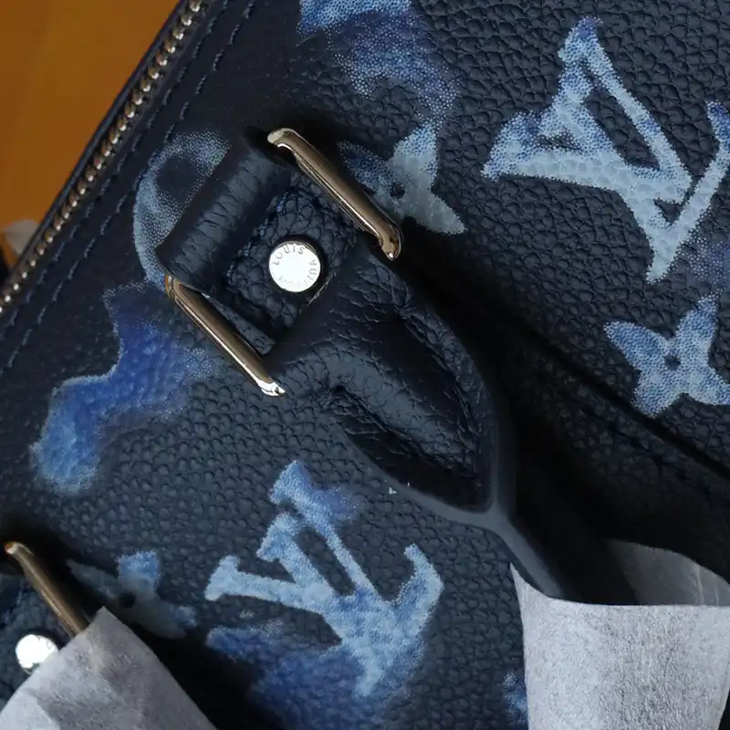 LV Bag 2304DJ0125