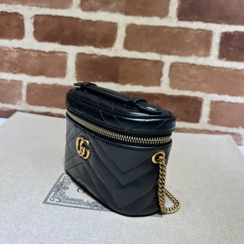 G*u*i bag 2304ya0085