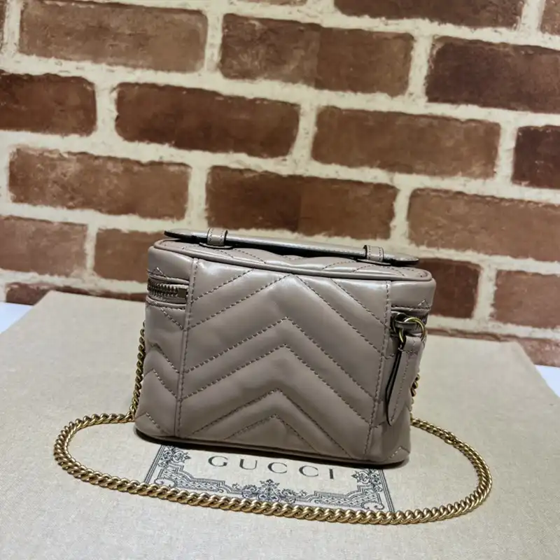 G*u*i bag 2304ya0088
