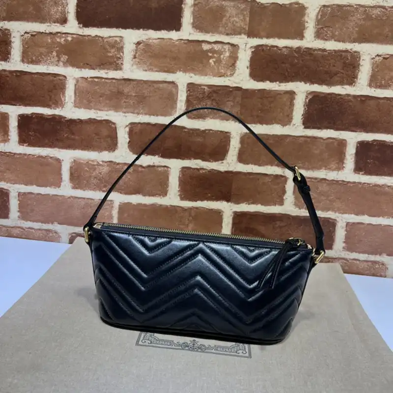G*u*i bag 2304ya0089