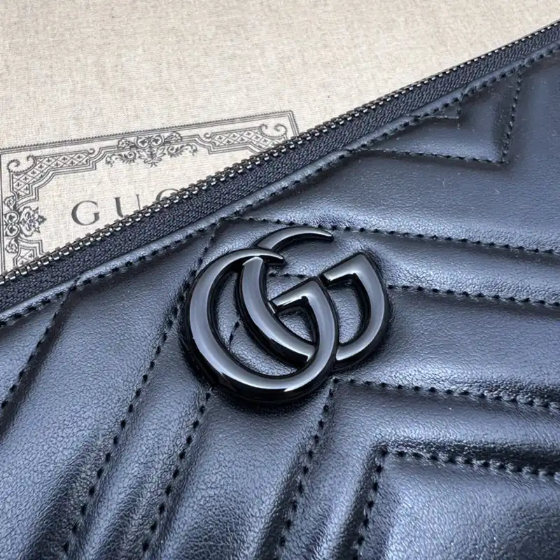 G*u*i bag 2304ya0092
