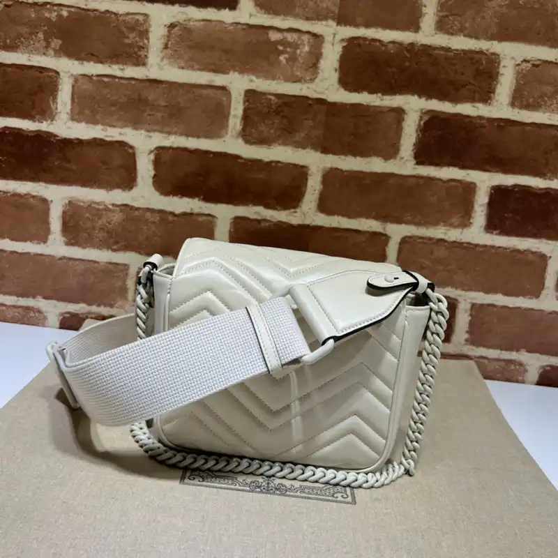 G*u*i bag 2304ya0094
