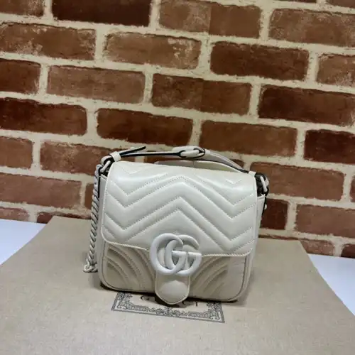 G*u*i bag 2304ya0094