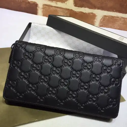 G*u*i bag 2304ya0117