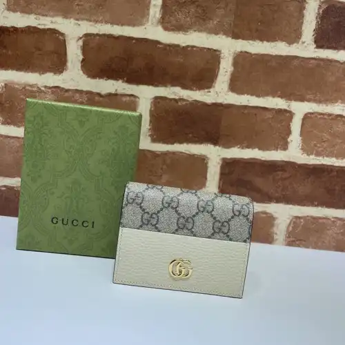 G*u*i bag 2304ya0120