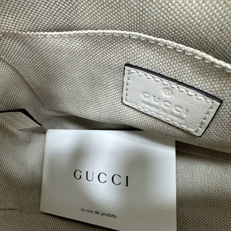 G*u*i bag 2304ya0136