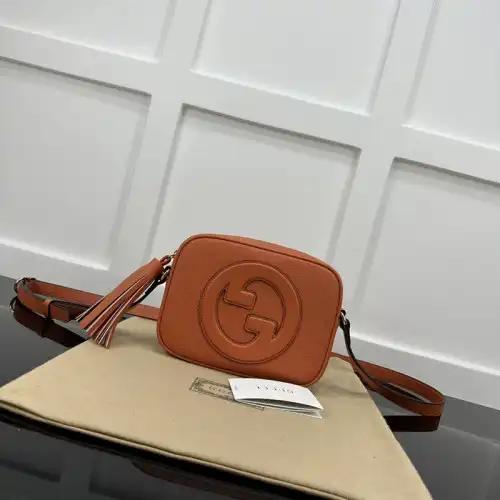 G*u*i bag 2304ya0137