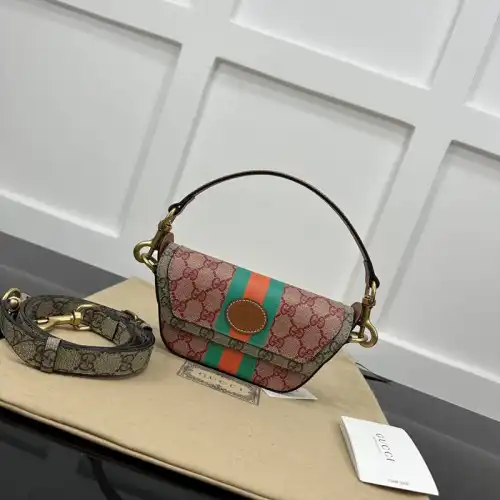 G*u*i bag 2304ya0138