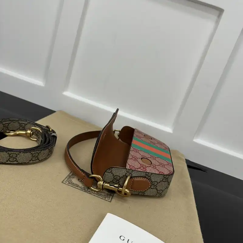G*u*i bag 2304ya0138