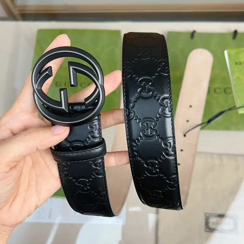 G*u*i belts 2306xf0090