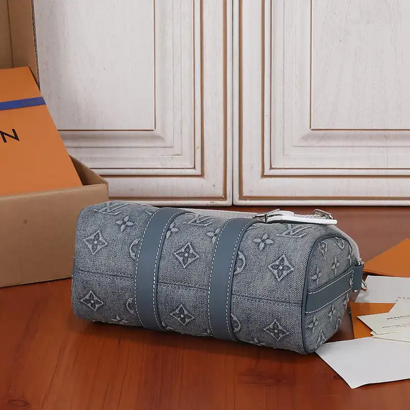 LV Bag 2306YA0001