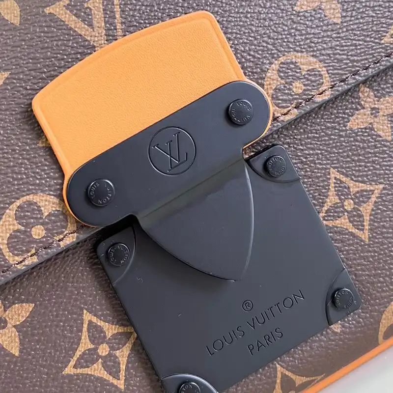 LV Bag 2306YA0023