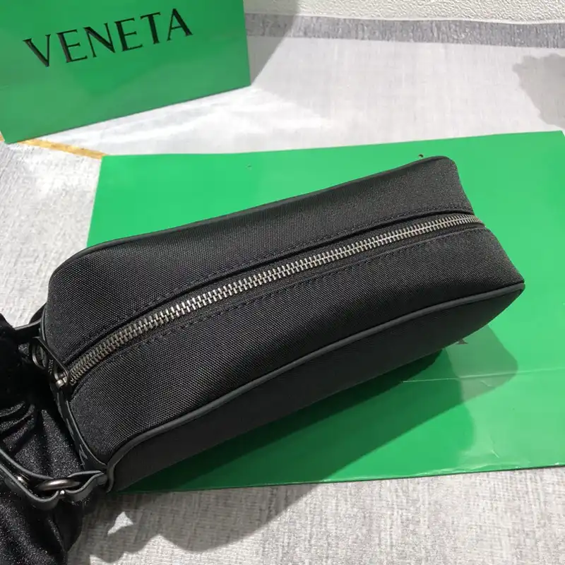 b0tte*a Ven*ta bag 2306yz0011