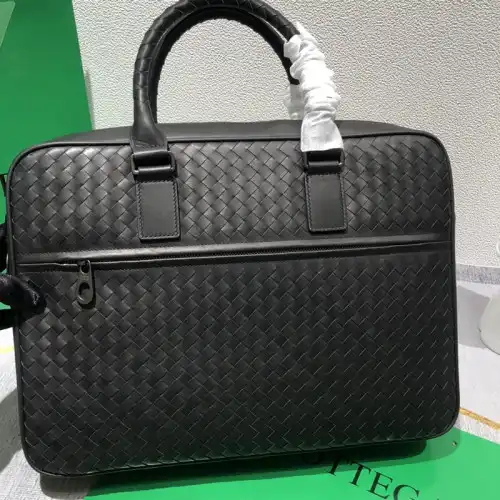 b0tte*a Ven*ta bag 2306yz0037