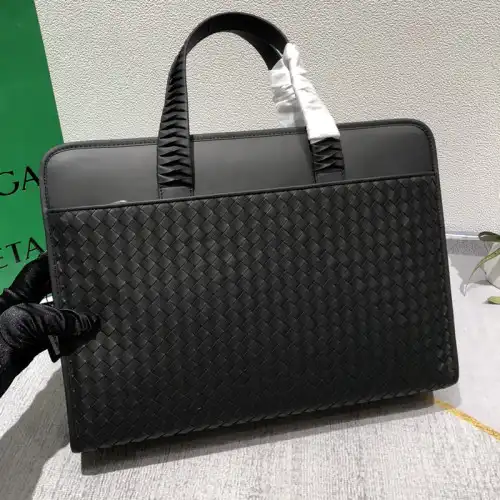 b0tte*a Ven*ta bag 2306yz0039