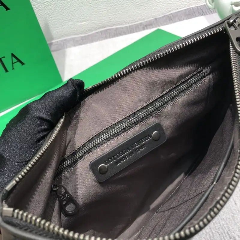 b0tte*a Ven*ta bag 2306yz0042