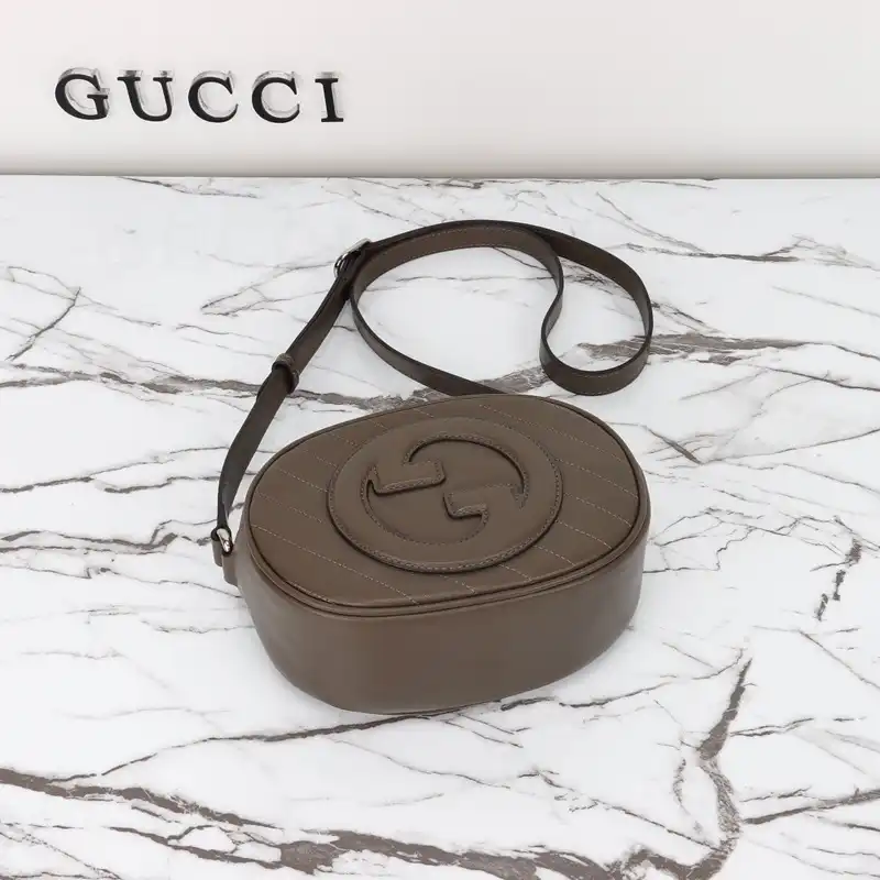 G*u*i bag 2309ya0042