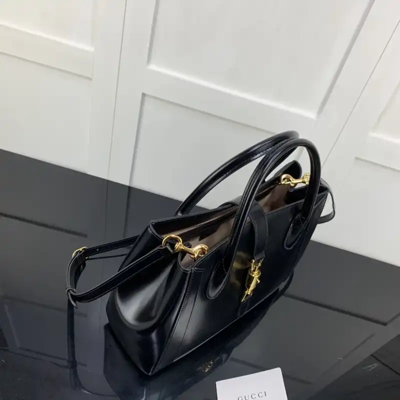 G*u*i bag 2309ya0072