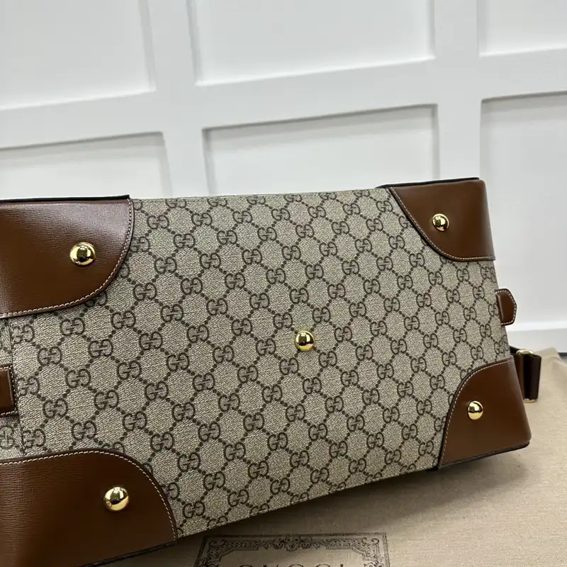 G*u*i bag 2309ya0073