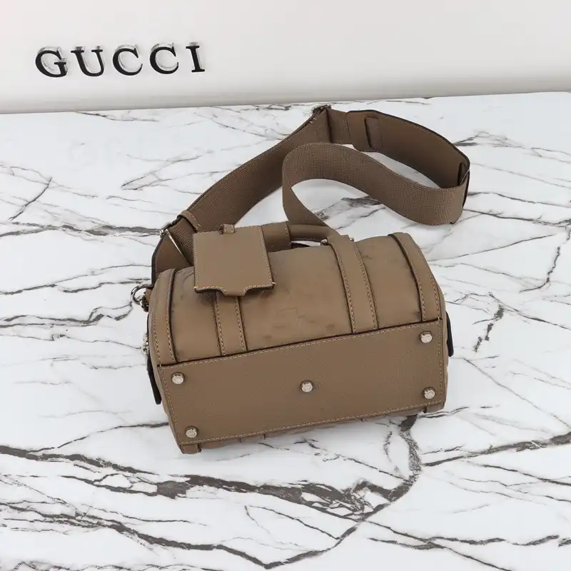 G*u*i bag 2309ya0170
