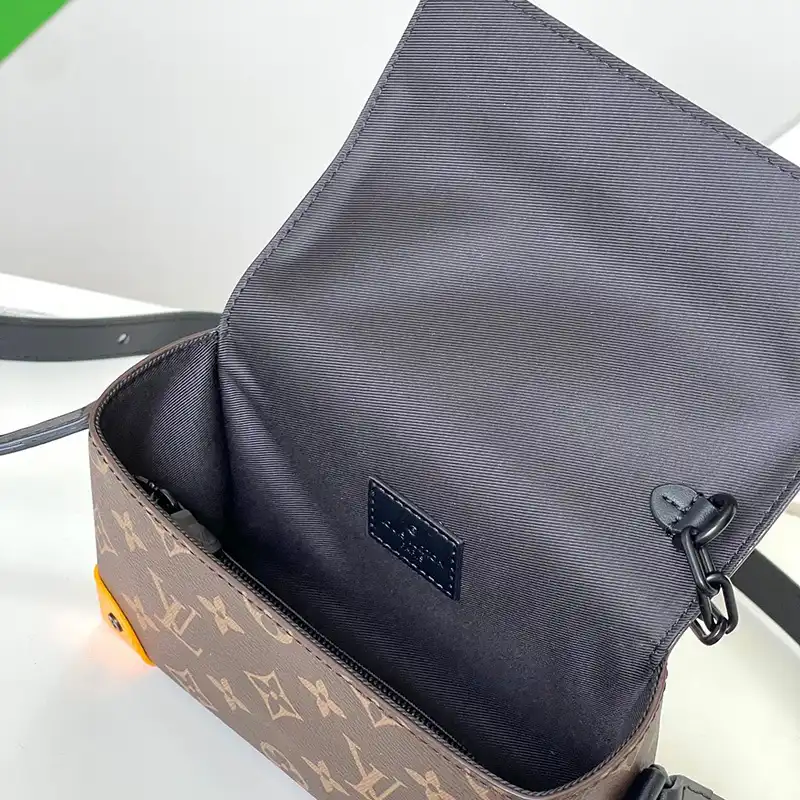 LV Bag 2309YA0183