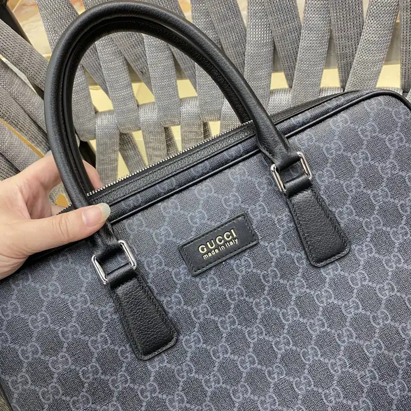 G*u*i bags 2311ya0095