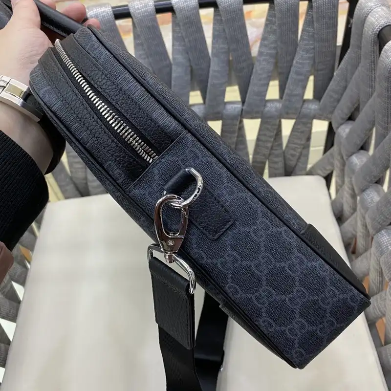 G*u*i bags 2311ya0095