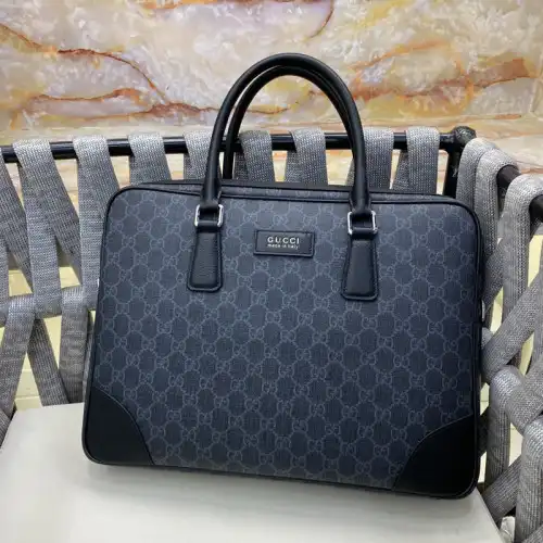 G*u*i bags 2311ya0095
